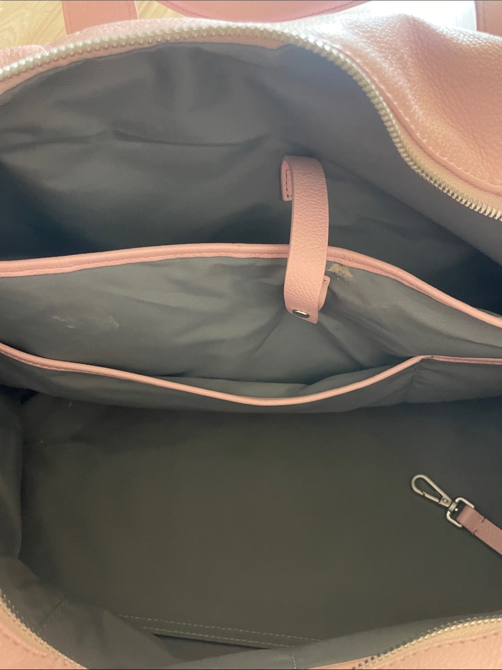 Away Blush Pink Leather Carryall - Picture 5 of 6